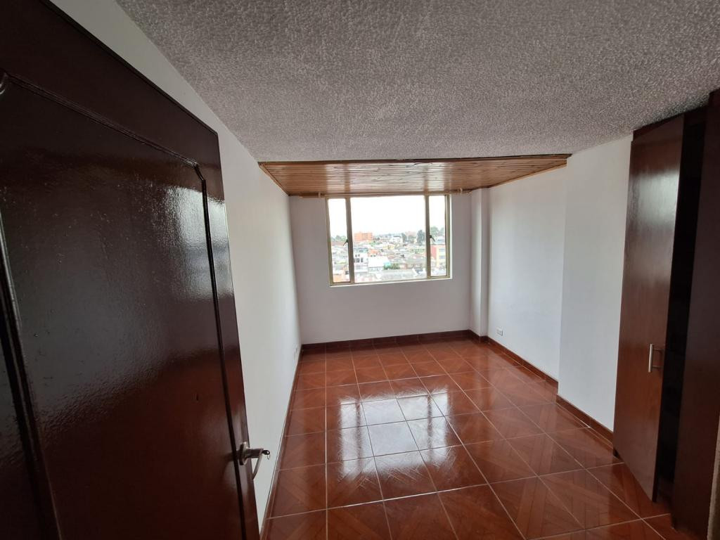 Apartamento En Arriendo - Ciudad Jardín, Bogotá