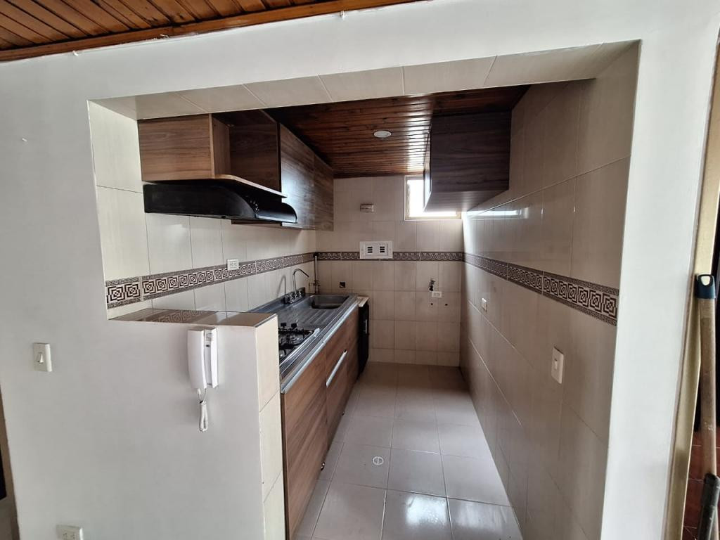 Apartamento En Arriendo - Ciudad Jardín, Bogotá