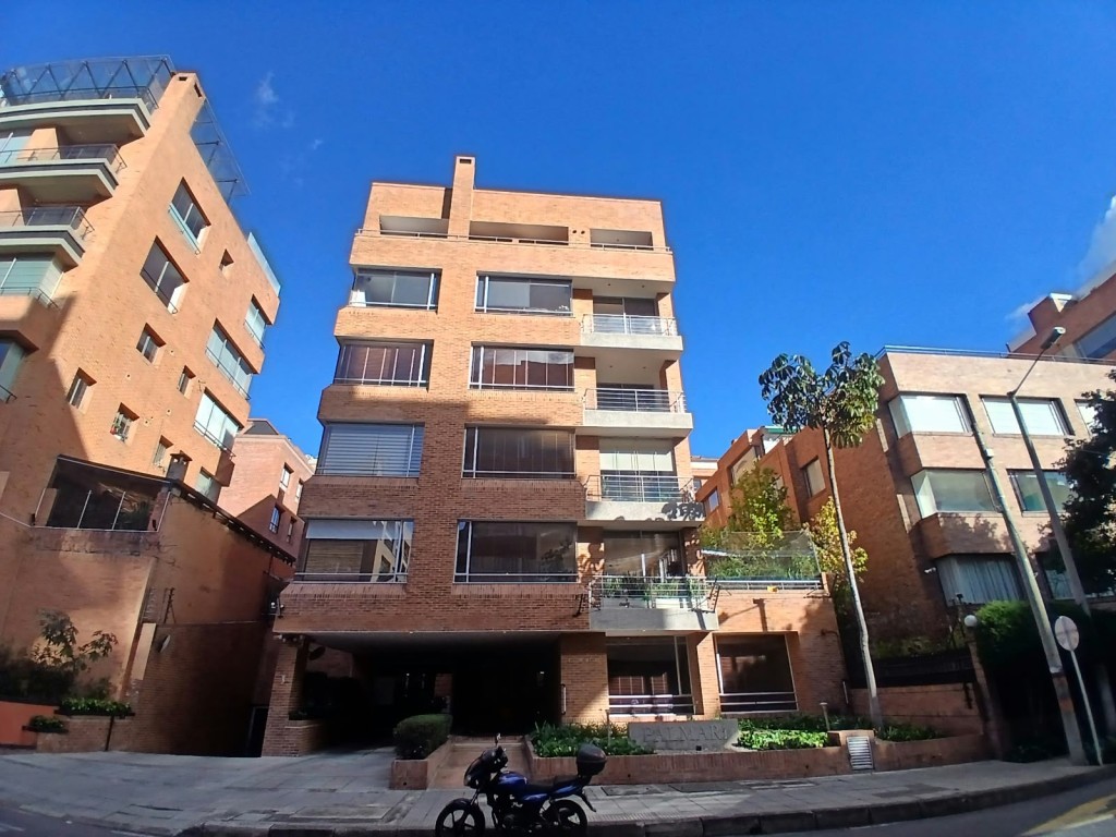 Apartaestudio En Arriendo - Chicó Norte, Bogotá