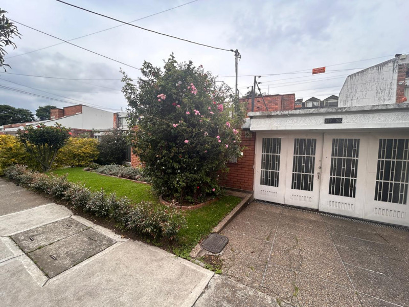 Casa En Venta - Niza Norte, Bogotá