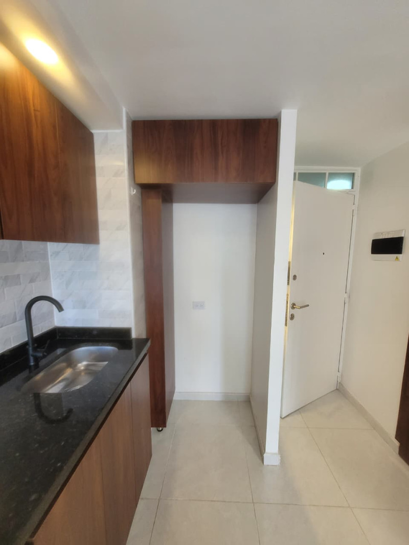 Apartamento En Venta - Primavera, Bogotá