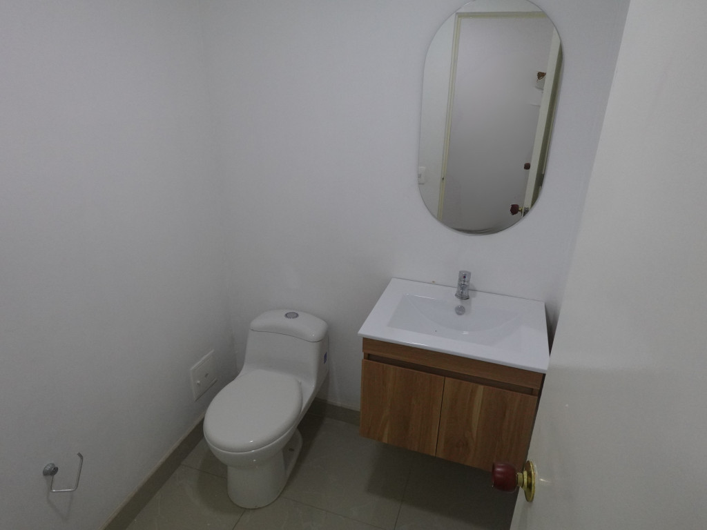 Oficina En Venta - Santa Barbara Central-Usaquén, Bogotá