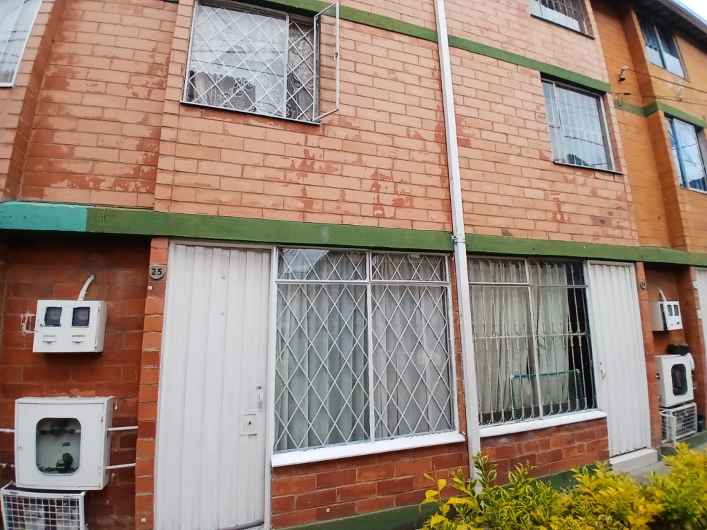 Casa En Venta - Villa Gladys-Engativá, Bogotá