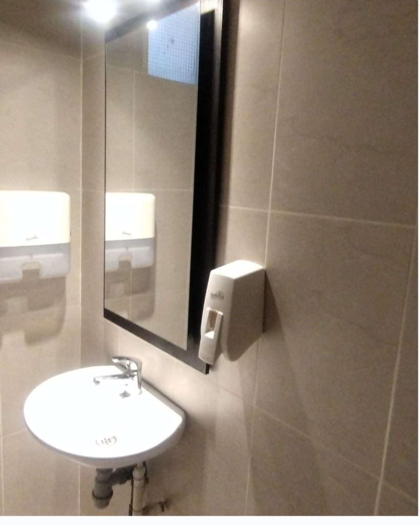 Local En Venta - Cedro Golf-Usaquén, Bogotá
