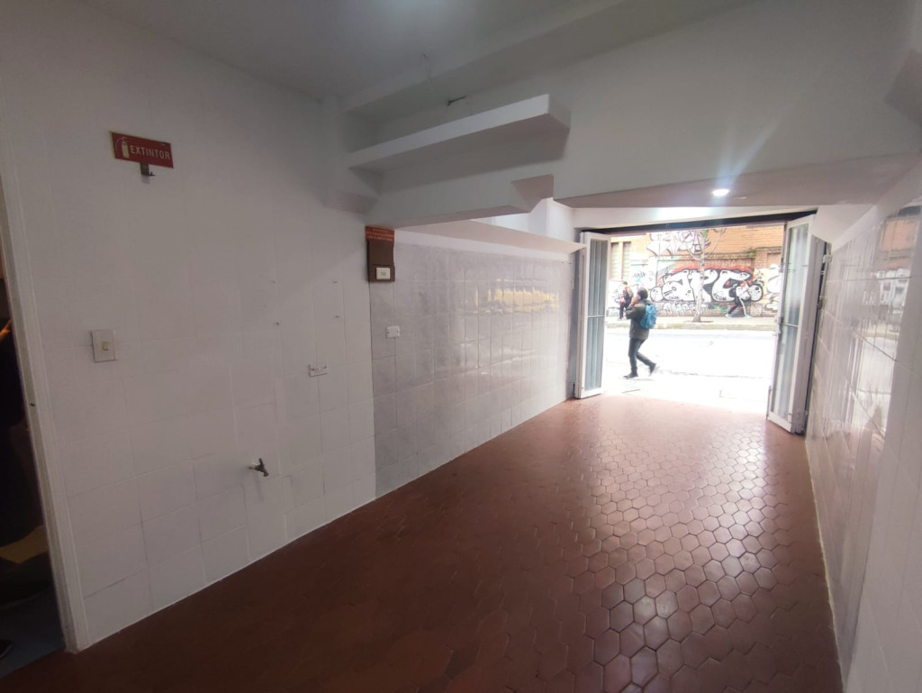 Local en arriendo en Marly, Bogotá, 20 m² · foto 2 de 7