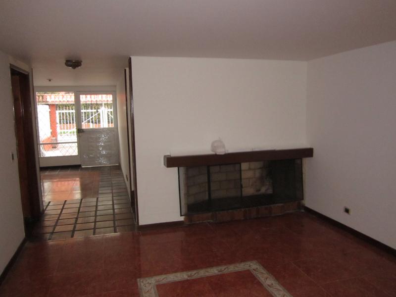 Casa en arriendo en Niza, Bogotá · foto 11 de 24