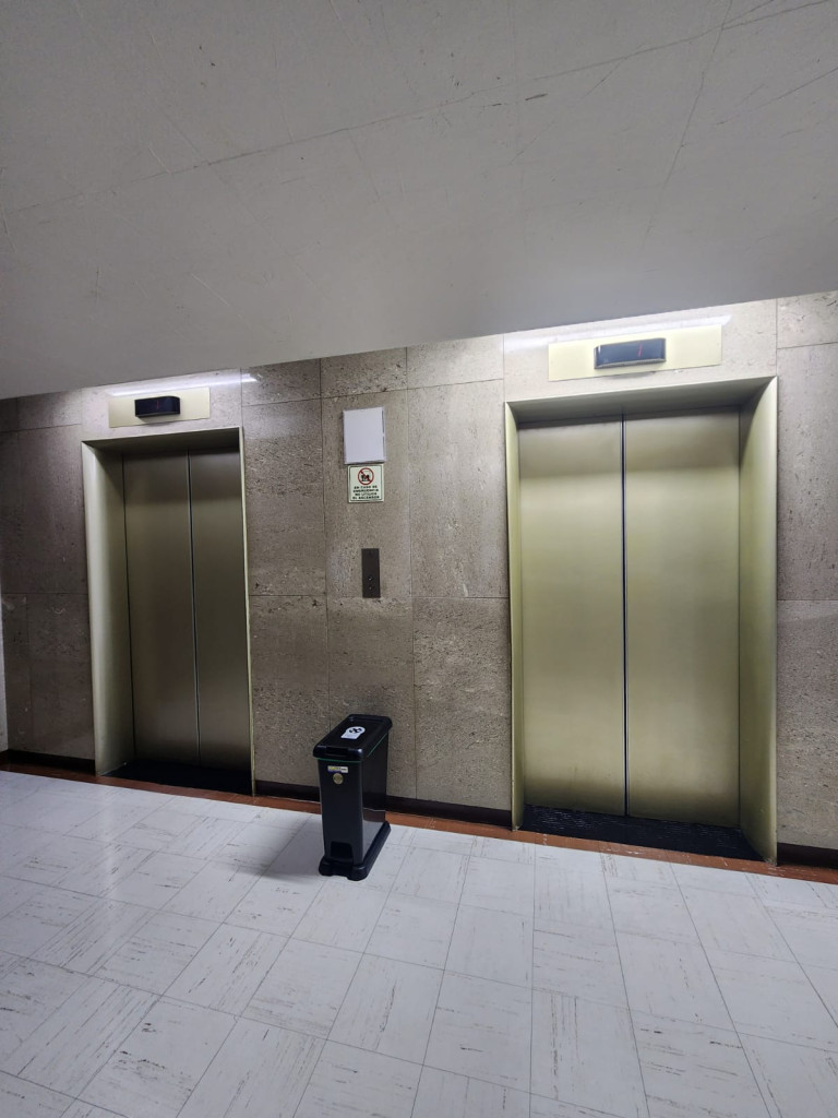 Oficina en arriendo en La Candelaria, Bogotá, 40 m² · foto 4 de 18