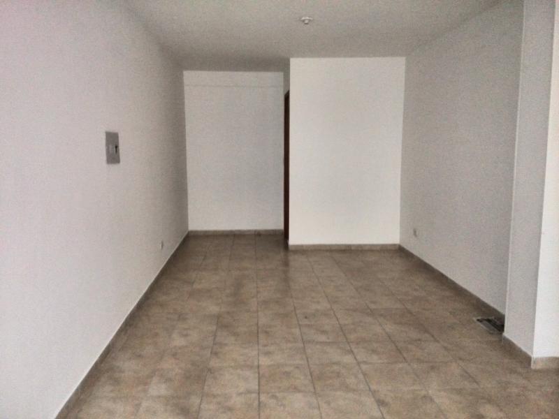 Local en arriendo en El Lago, Bogotá, 24 m² · foto 13 de 24