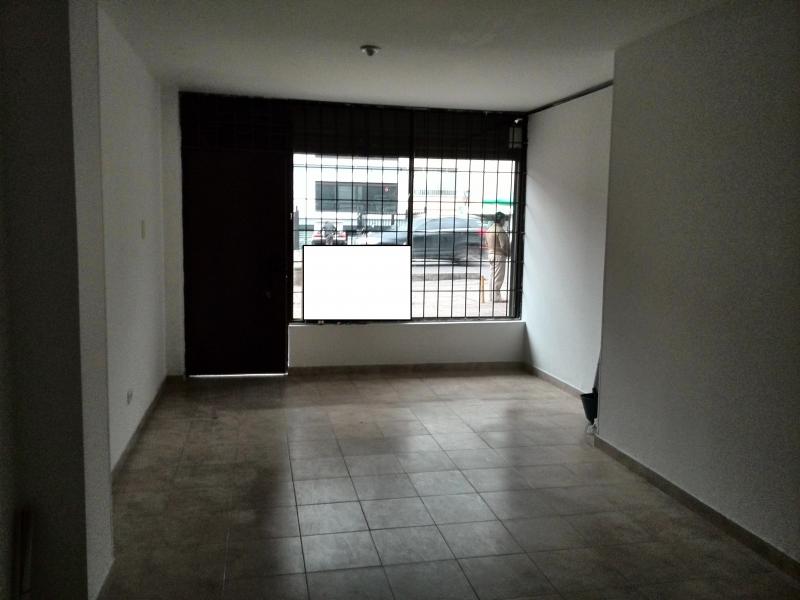Local en arriendo en El Lago, Bogotá, 24 m² · foto 21 de 24