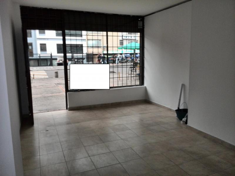 Local en arriendo en El Lago, Bogotá, 24 m² · foto 22 de 24