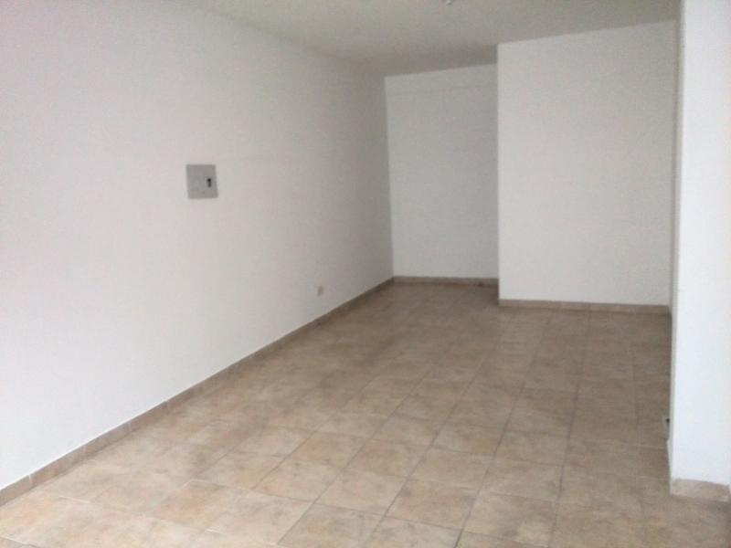 Local en arriendo en El Lago, Bogotá, 24 m² · foto 7 de 24