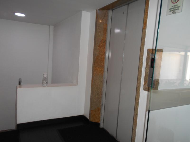 Oficina en arriendo en Chico Norte, Bogotá, 50 m² · foto 3 de 24