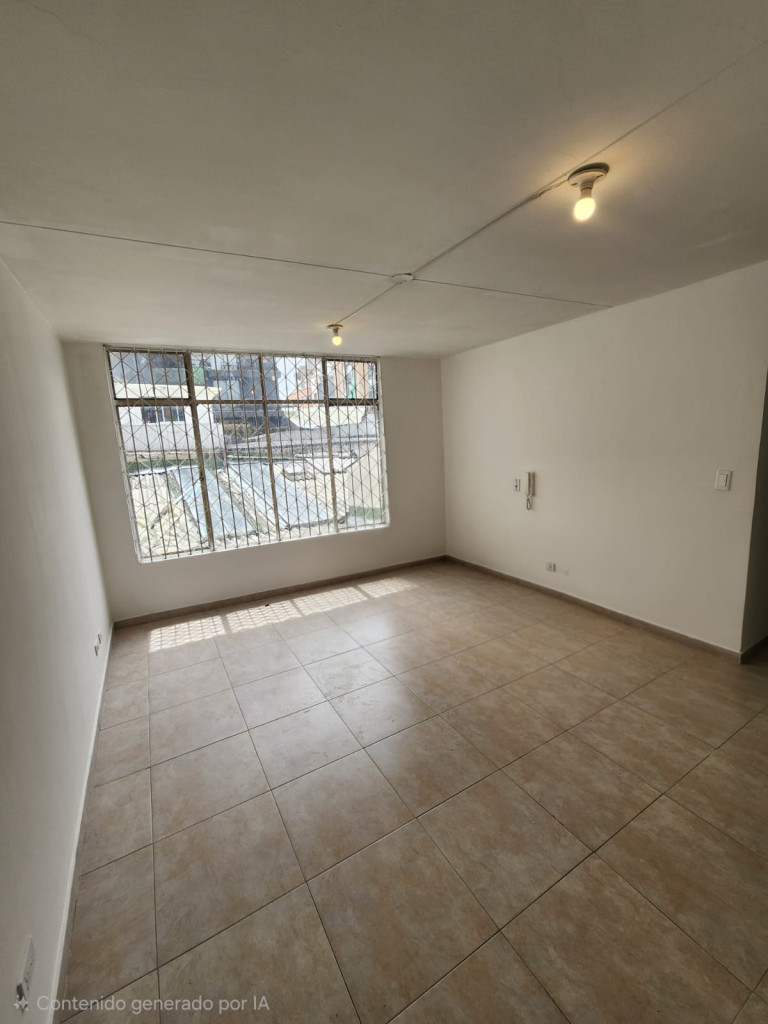 Oficina en arriendo en El Lago, Bogotá, 16 m² · foto 12 de 16