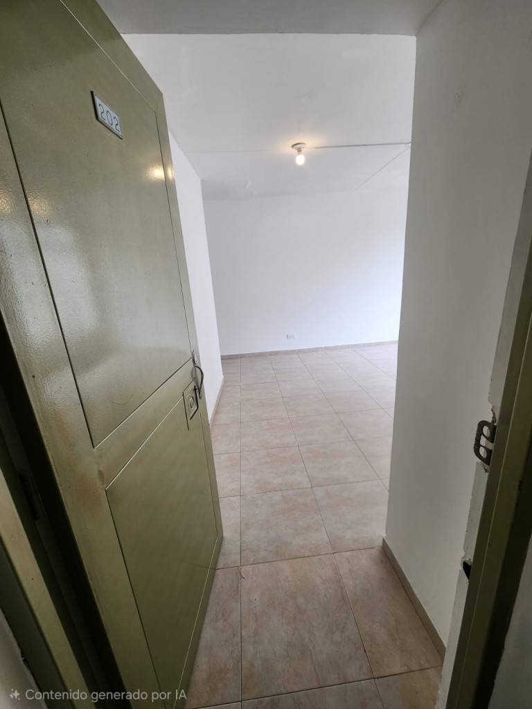 Oficina en arriendo en El Lago, Bogotá, 16 m² · foto 16 de 16