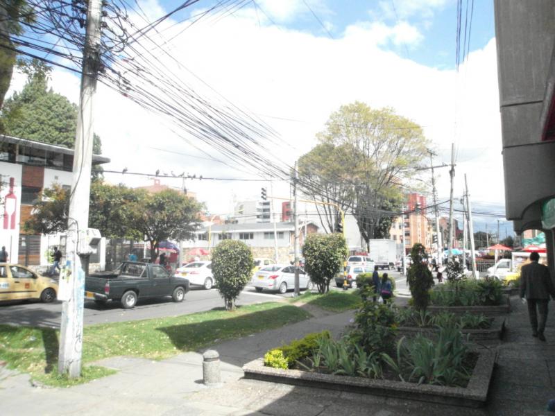 Oficina en arriendo en El Lago, Bogotá, 16 m² · foto 8 de 16