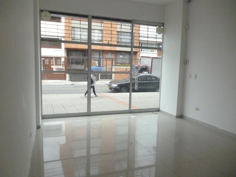 Local en arriendo en Galerías, Bogotá, 28 m² · foto 2 de 14