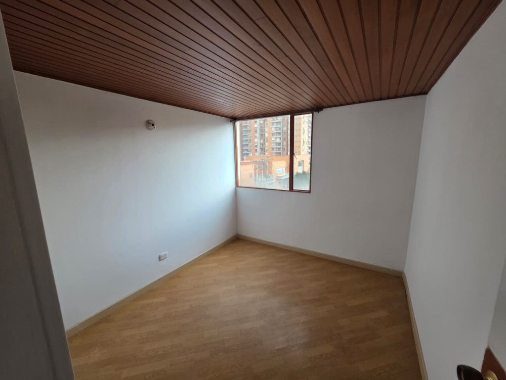 Apartamento de 2 alcobas en arriendo en Cedro Golf, Bogotá, 67 m² · foto 19 de 21