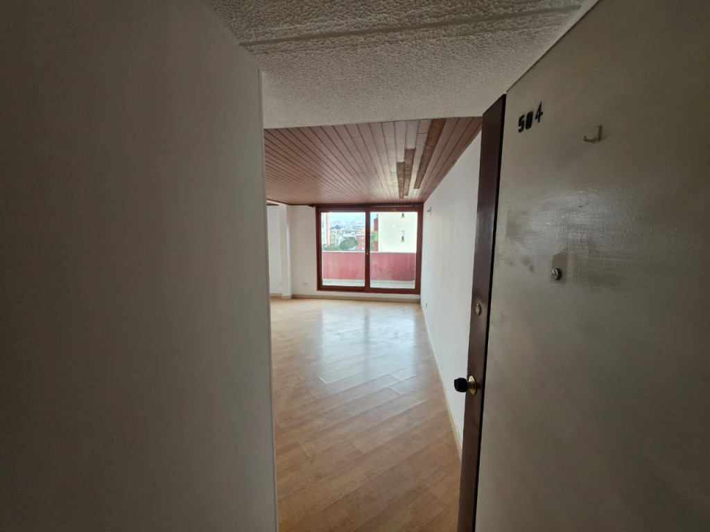 Apartamento de 2 alcobas en arriendo en Cedro Golf, Bogotá, 67 m² · foto 5 de 21