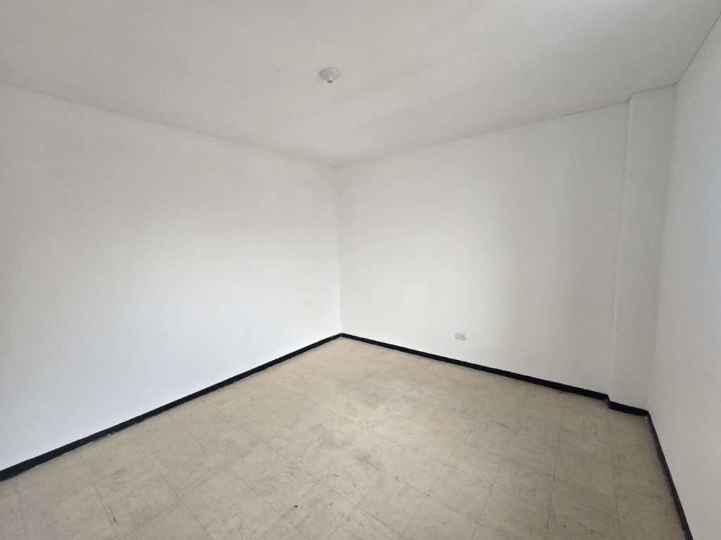 Oficina en arriendo en Chapinero Occidental, Bogotá, 45 m² · foto 6 de 16