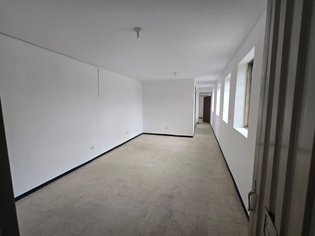 Oficina en arriendo en Chapinero Occidental, Bogotá, 45 m² · foto 8 de 16