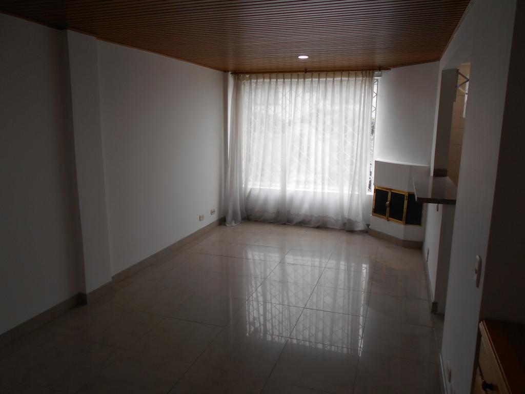 Casa de 3 alcobas en venta en Las Villas, Bogotá, 80 m² · foto 2 de 24