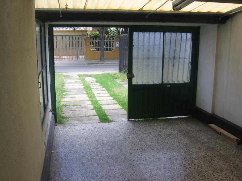 Casa en venta en Modelia, Bogotá · foto 2 de 24