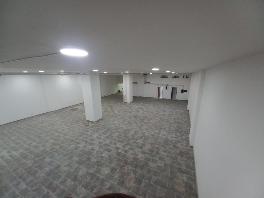 Local en arriendo en La Veracruz, Bogotá, 510 m² · foto 3 de 17