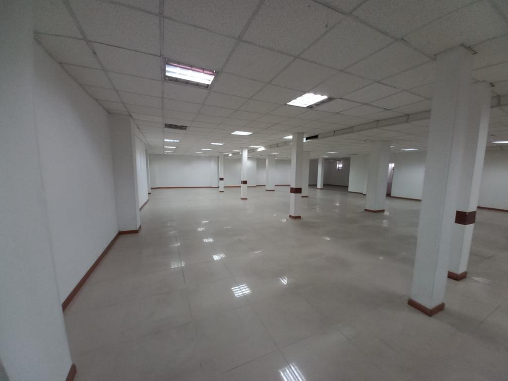 Bodega en arriendo en Alcázares Norte, Bogotá, 1100 m² · foto 5 de 24