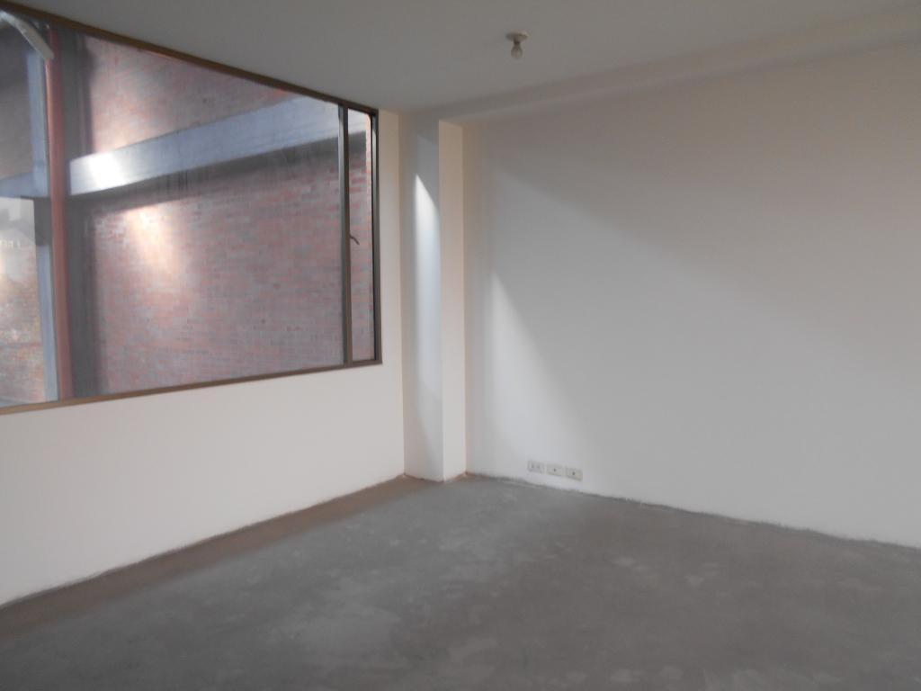 Bodega en venta en Fontibón, Bogotá, 905 m² · foto 15 de 20