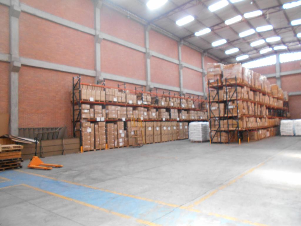 Bodega en venta en Fontibón, Bogotá, 905 m² · foto 3 de 20