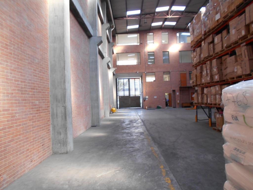 Bodega en venta en Fontibón, Bogotá, 905 m² · foto 8 de 20