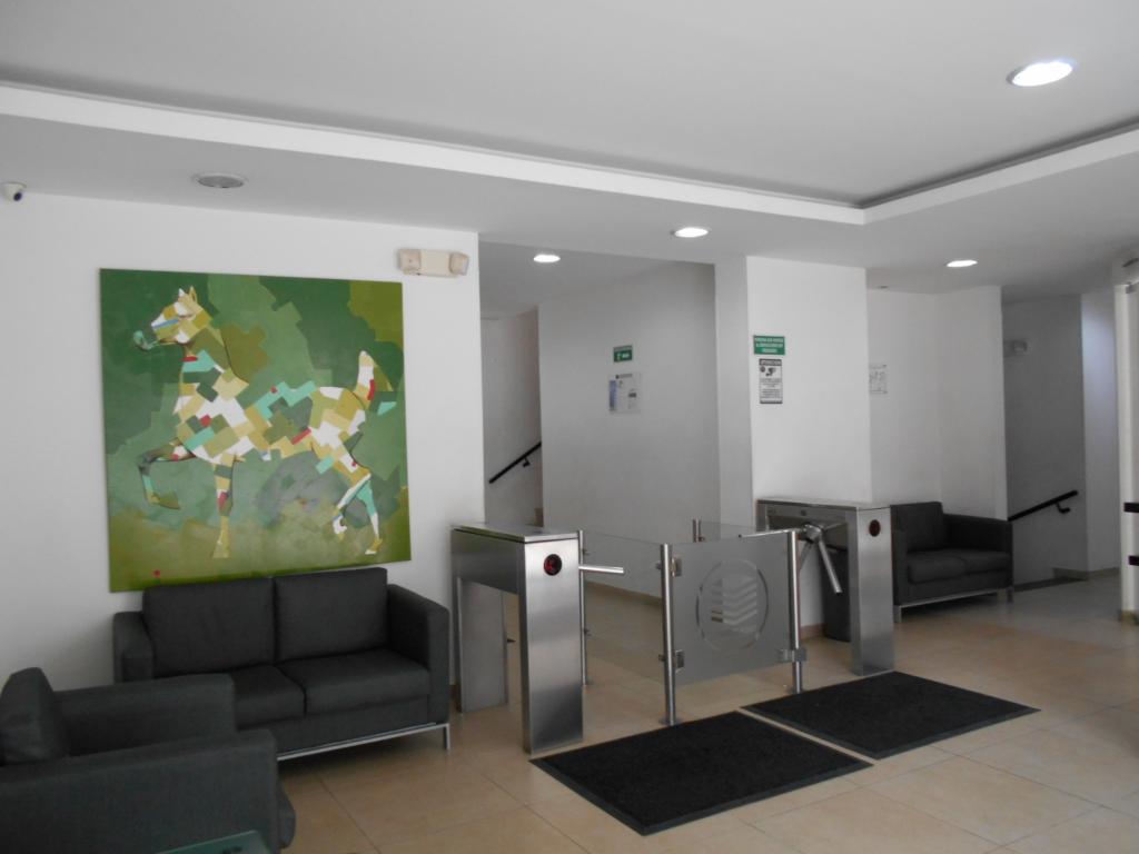 Oficina en venta en La Castellana, Bogotá, 42 m² · foto 3 de 22