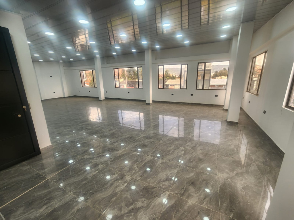 Local en arriendo en Ciudad Jardín Norte, Bogotá, 130 m² · foto 11 de 16