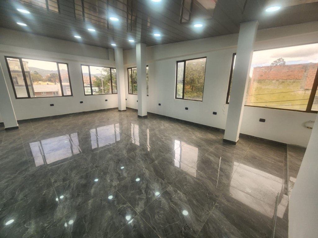 Local en arriendo en Ciudad Jardín Norte, Bogotá, 130 m² · foto 12 de 16