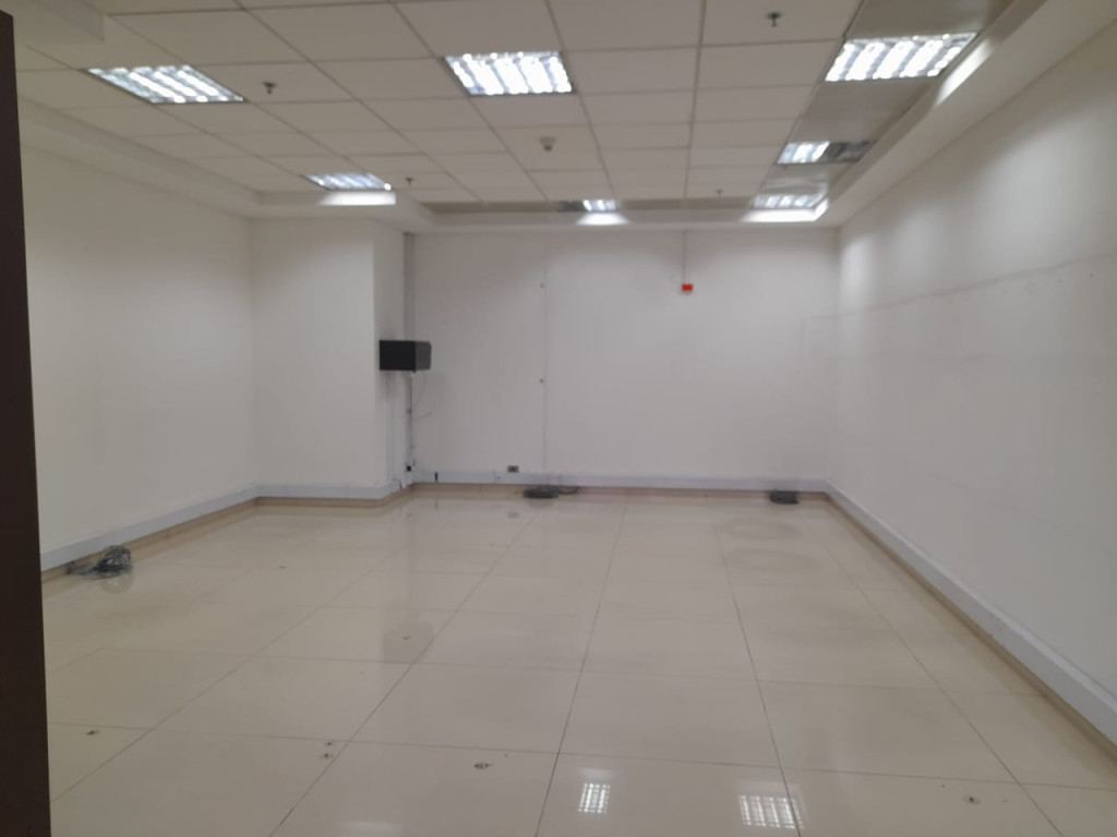 Oficina en arriendo en Ciudad Salitre Nor, Bogotá, 90 m² · foto 10 de 19