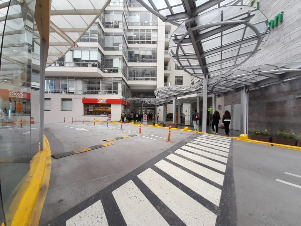 Oficina en arriendo en Ciudad Salitre Nor, Bogotá, 90 m² · foto 3 de 19
