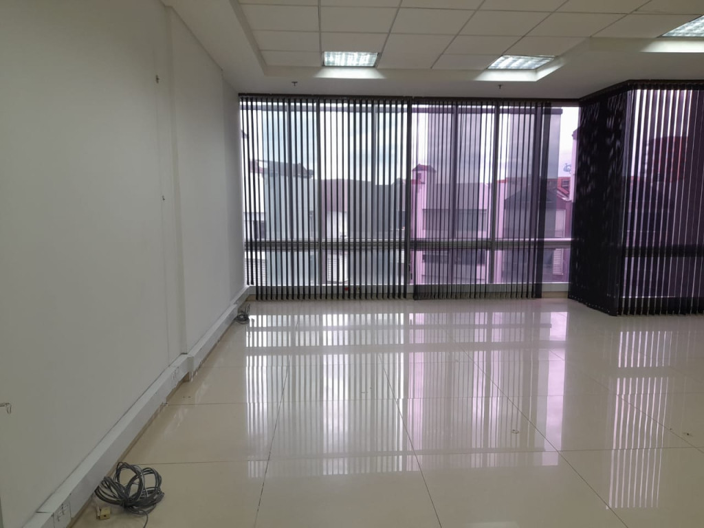Oficina en arriendo en Ciudad Salitre Nor, Bogotá, 90 m² · foto 8 de 19