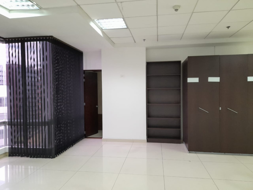 Oficina en arriendo en Ciudad Salitre Nor, Bogotá, 90 m² · foto 9 de 19