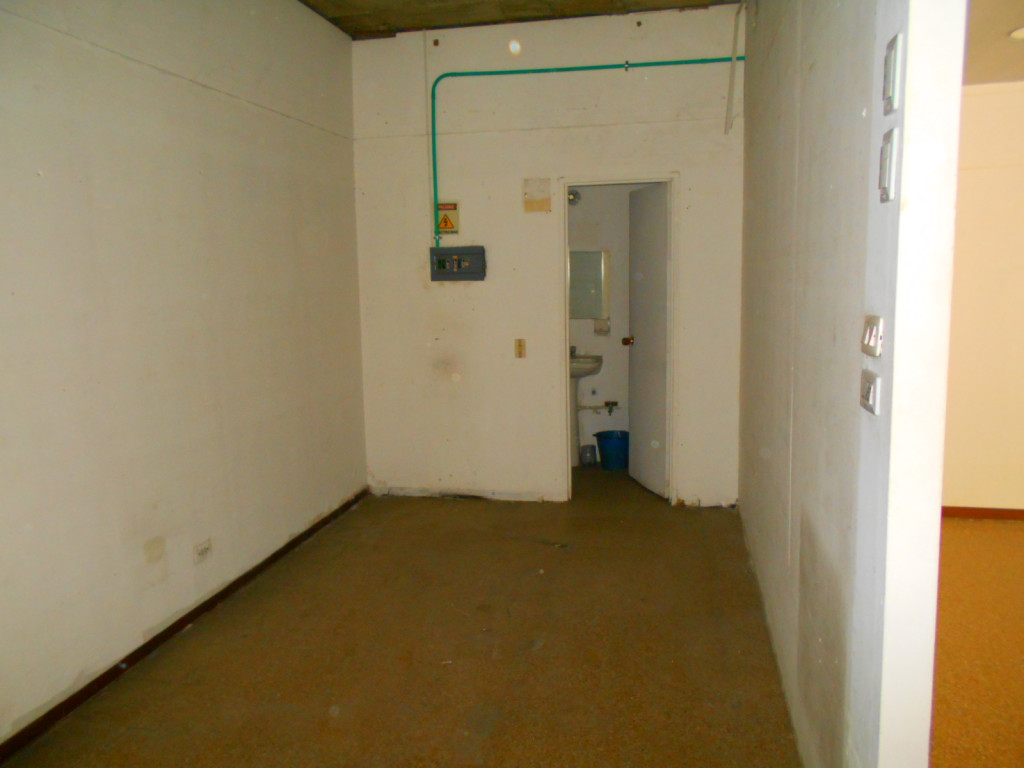 Local en venta en Julio Flórez, Bogotá, 85 m² · foto 8 de 9