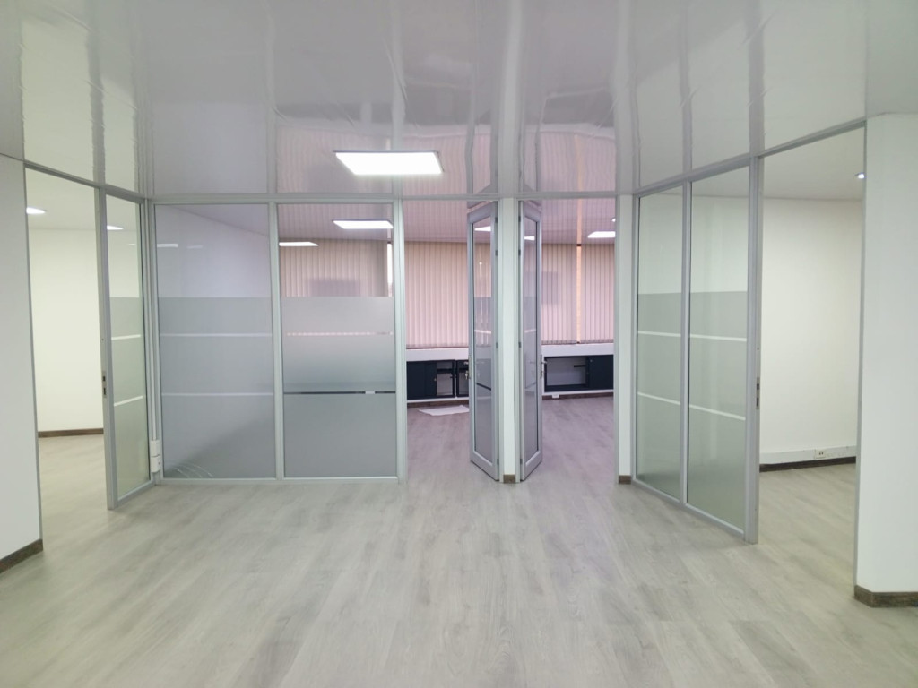 Oficina en arriendo en Chapinero Central, Bogotá, 104 m² · foto 5 de 13