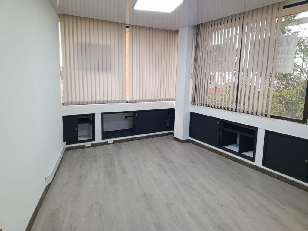 Oficina en arriendo en Chapinero Central, Bogotá, 104 m² · foto 7 de 13