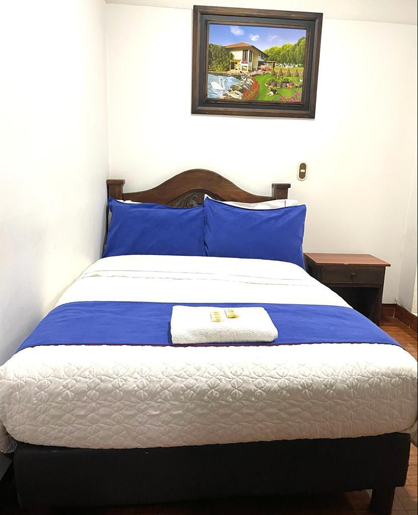 Casa de 20 alcobas en venta en La Candelaria, Bogotá, 470 m² · foto 15 de 24