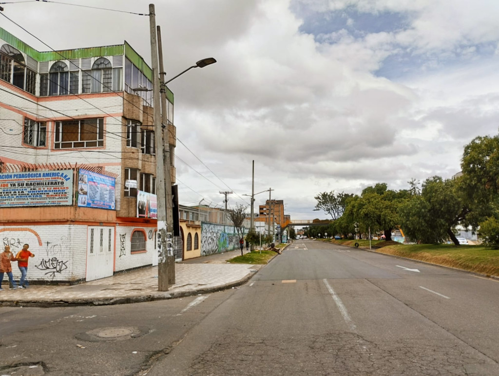 Casa de 25 alcobas en arriendo en Rafael Uribe, Bogotá, 1011 m² · foto 23 de 23