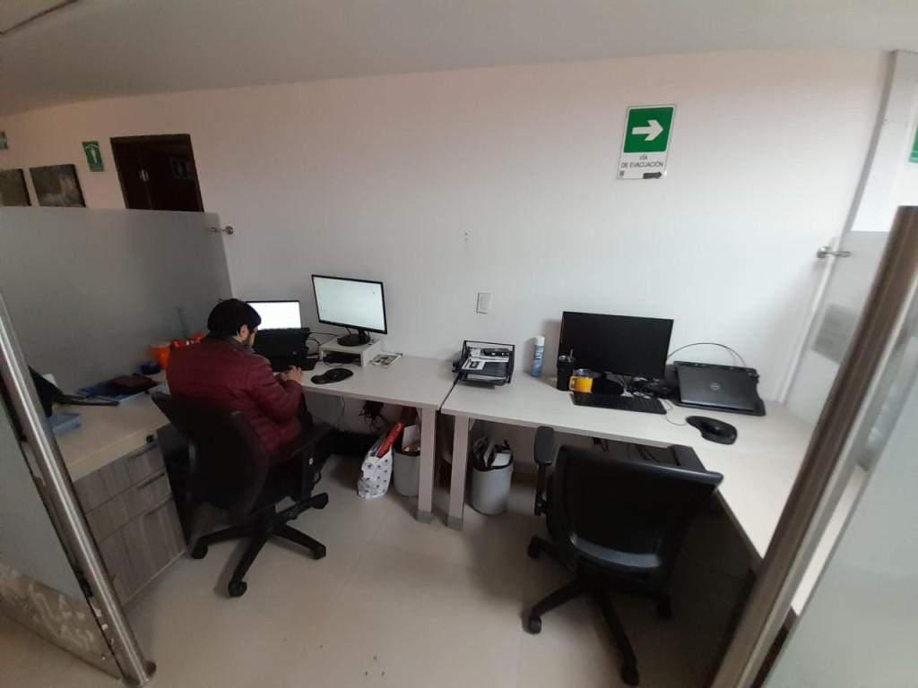 Oficina en arriendo en Quinta Camacho, Bogotá, 456 m² · foto 10 de 24