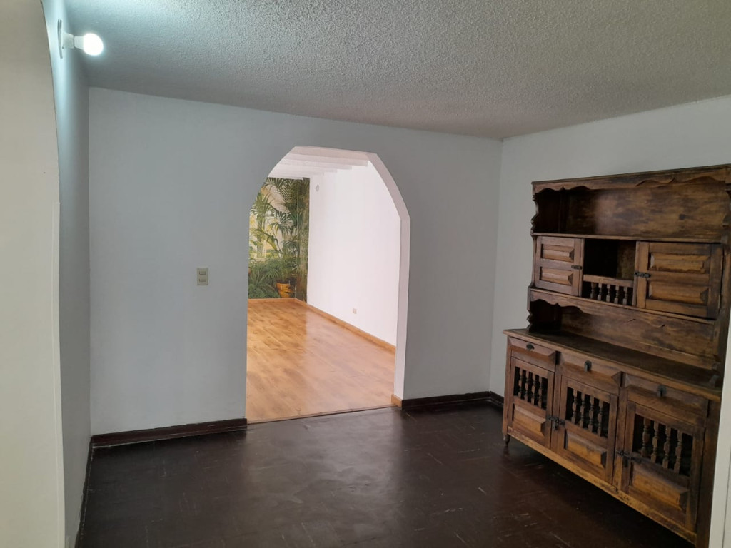 Casa de 4 alcobas en venta en Mandalay I Sector, Bogotá, 201 m² · foto 11 de 24