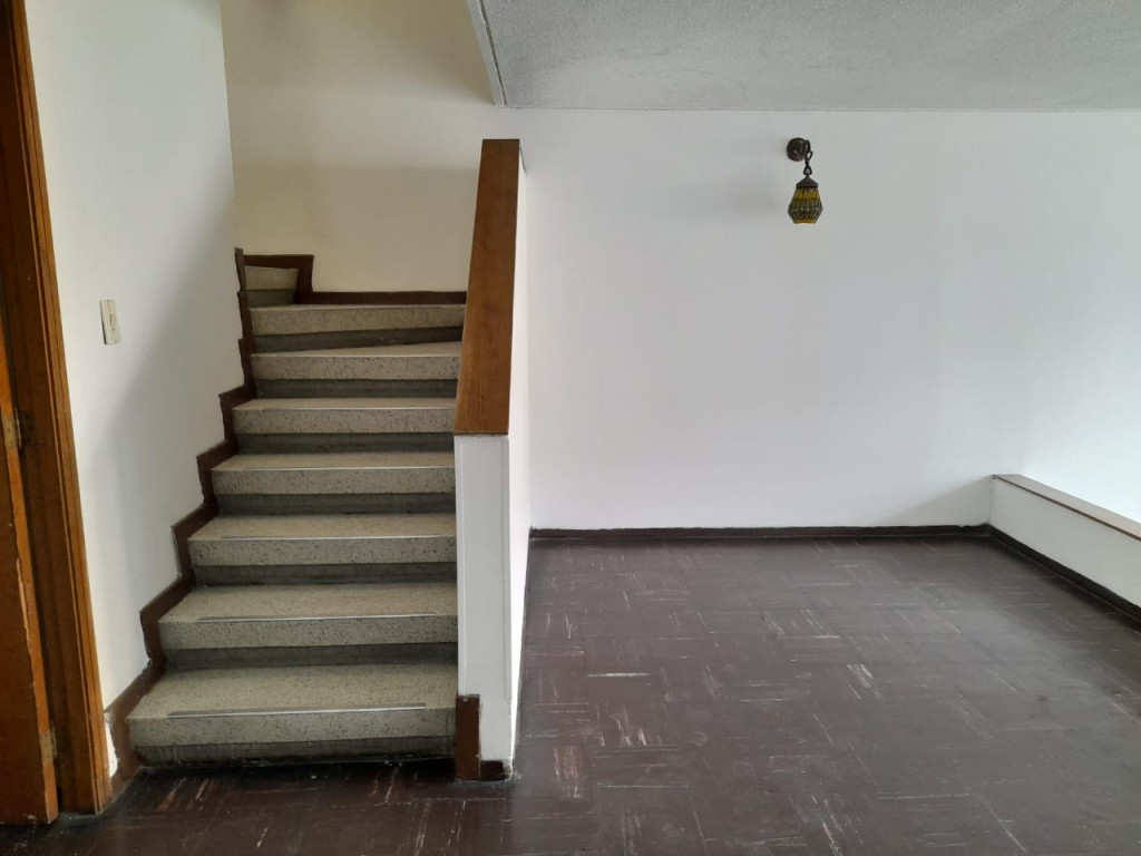 Casa de 4 alcobas en venta en Mandalay I Sector, Bogotá, 201 m² · foto 6 de 24