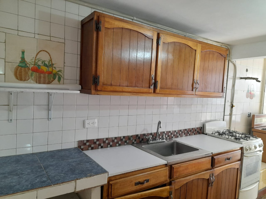Casa de 4 alcobas en venta en Mandalay I Sector, Bogotá, 201 m² · foto 7 de 24