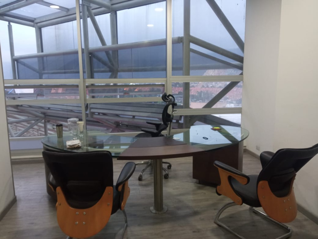 Oficina en arriendo en Mirandela, Bogotá, 57 m² · foto 3 de 16