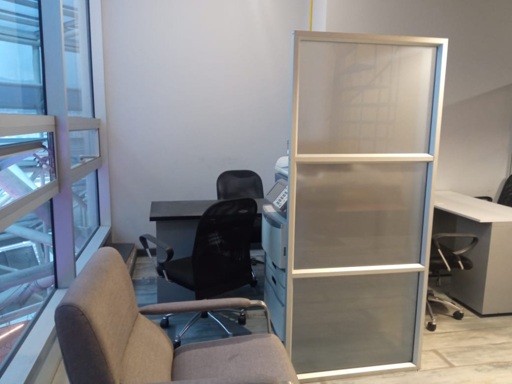 Oficina en arriendo en Mirandela, Bogotá, 57 m² · foto 9 de 16