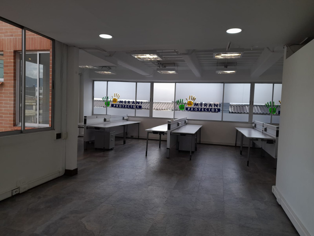 Oficina en arriendo en La Merced Norte, Bogotá, 122 m² · foto 12 de 14